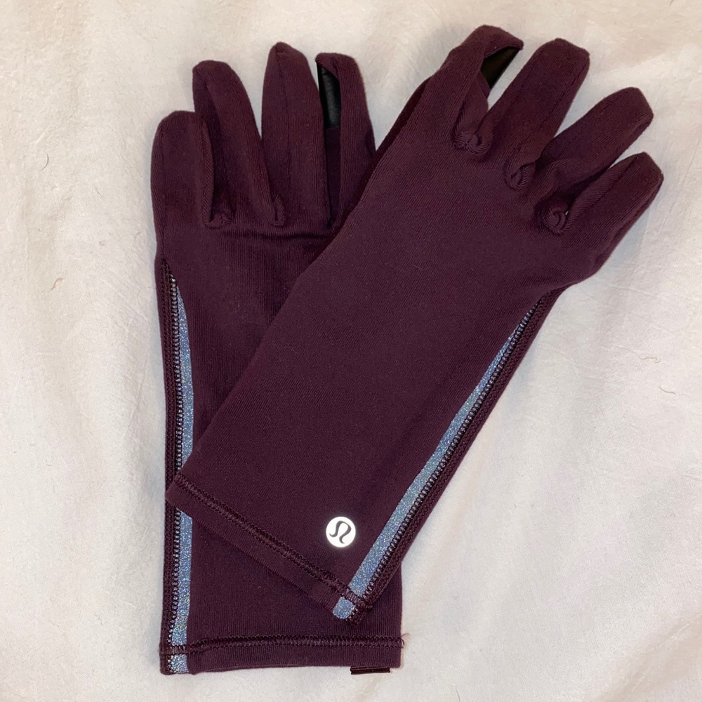 Lululemon Run It Out Gloves